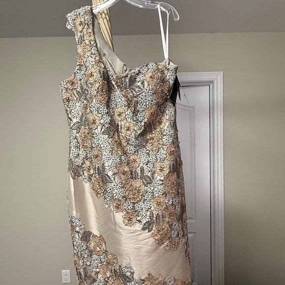 Terani BRAND NEW dress size 16 - Picture 1 of 7